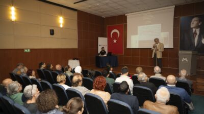 Mersin’de düzenlenen söyleşide Prof. Dr. Fahri Işık, Anadolu’nun batı uygarlığının