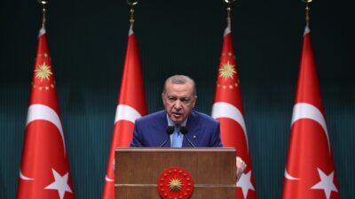 Cumhurbaşkanı Recep Tayyip Erdoğan, “Dünyada merkezinde bölgemizin olduğu sancılı bir
