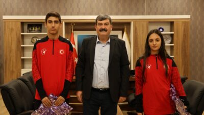 Toroslar Belediye Başkanı Abdurrahman Yıldız, Romanya’da düzenlenen Drakula Open 2025