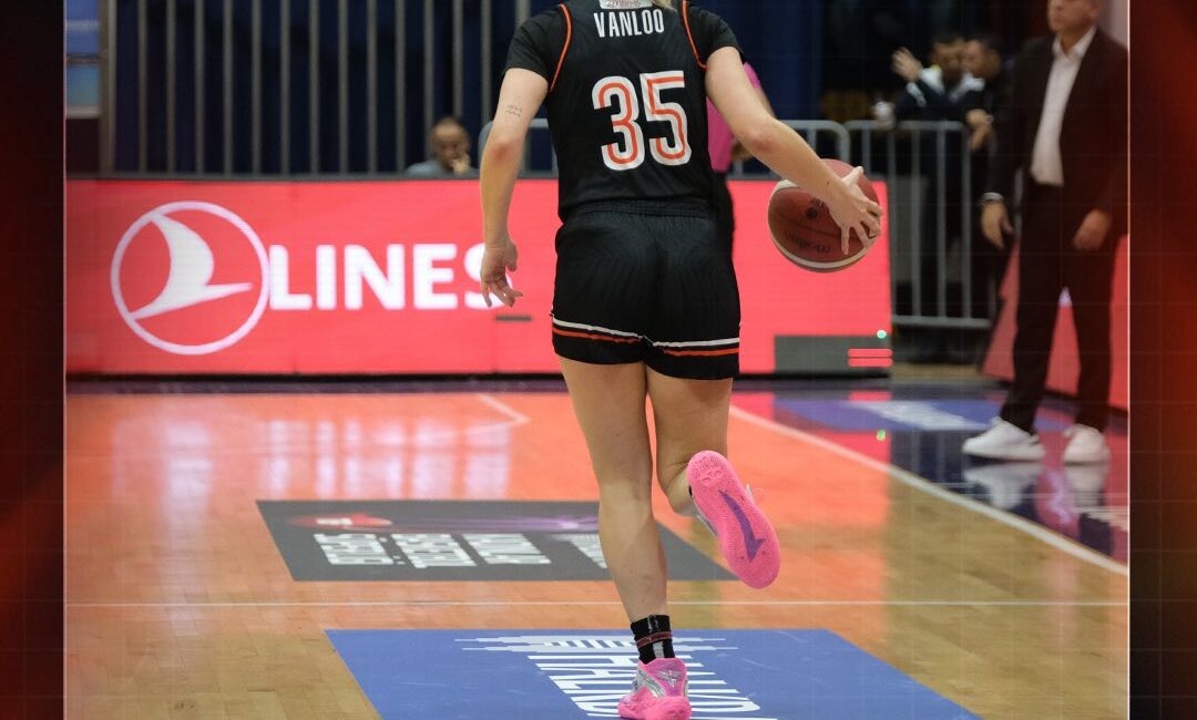 Fenerbahçe Opet, Halkbank Kadınlar Basketbol Süper Ligi 10. hafta maçında