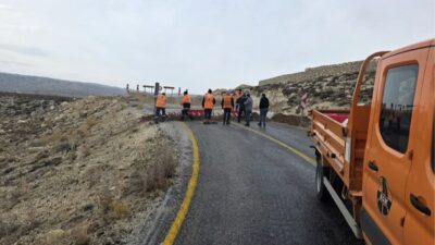 Karaman-Mersin il sınırında yer alan Kırobası İl Yolu, kış mevsimi