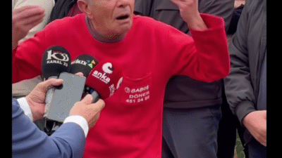 Mersin’in Akdeniz İlçesi Kazanlı Mahallesi’nde örtü altında biber, patlıcan, domates,