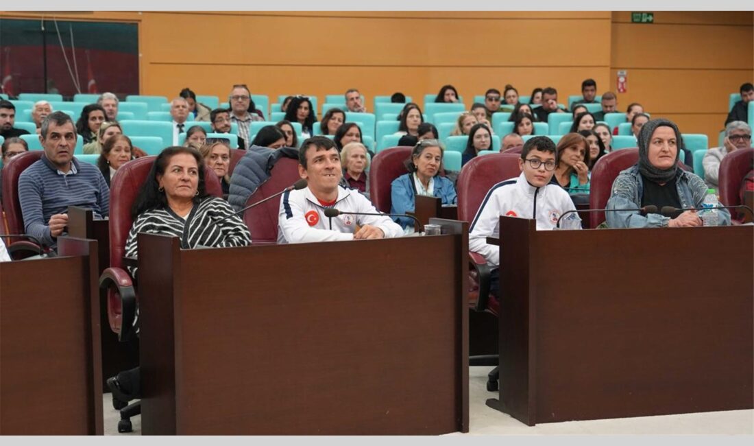 TARSUS BELEDİYESİ’NDEN İLHAM VEREN BULUŞMA Tarsus Belediyesi, 3 Aralık Dünya Engelliler Günü kapsamında yürekleri ısıtan