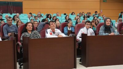 Tarsus Belediyesi, 3 Aralık Dünya Engelliler Günü kapsamında yürekleri ısıtan