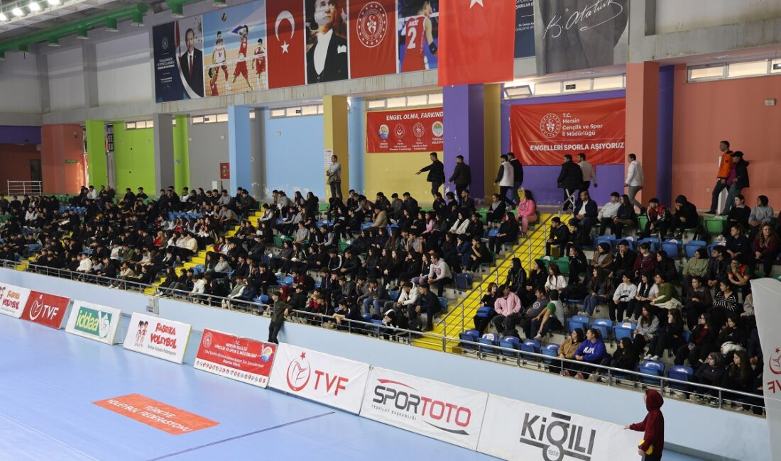 TOROSLAR BELEDİYESİNİN KADIN VOLEYBOL TAKIMI YİNE GALİP GELDİ Türkiye Kadınlar Voleybol 2. Ligi 13. Grup’ta başarılı performansıyla dikkat