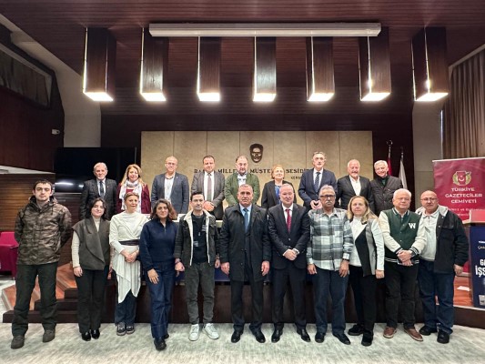 ürkiye Gazeteciler Cemiyeti (TGC),  gazetecilikteki işsizlik oranının yaklaşık yüzde 30