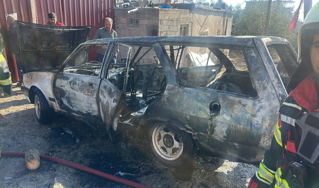 Mersin’de bakım yapılan araç alev alarak yandı Mersin’in Mut ilçesinde bir iş yerinde bakımı yapılan otomobil, çıkan