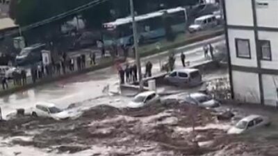 Son dönemde Mersin başta olmak üzere birçok kentte yaşanan sel