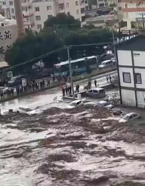 Son dönemde Mersin başta olmak üzere birçok kentte yaşanan sel