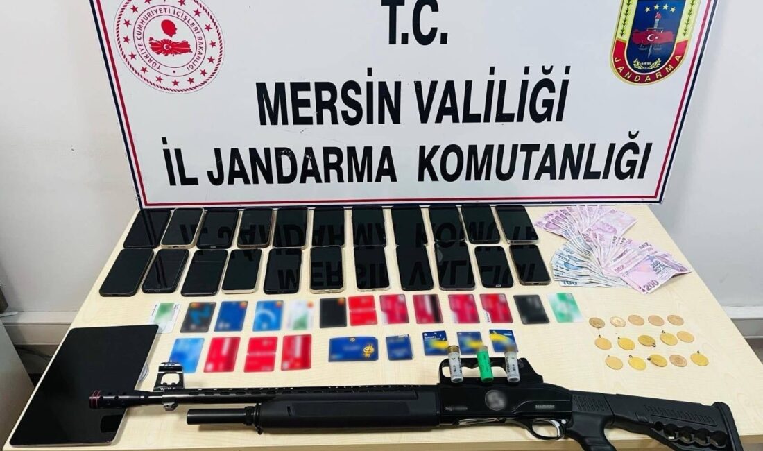 Mersin’de internet üzerinden yasadışı bahis oynatarak haksız kazanç elde ettikleri