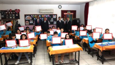 Akdeniz Kaymakamı ve Belediye Başkan V. Zeyit Şener, Kıbrıs İlkokulu