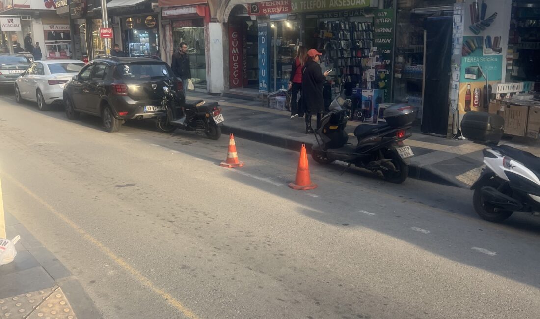 Mersin Çarşı’da Sokak Röportajı: “Mersin’in Kimliği Değişiyor mu?” Akdeniz kenti olarak bilinen Mersin, son yıllarda geçirdiği hızlı dönüşümle