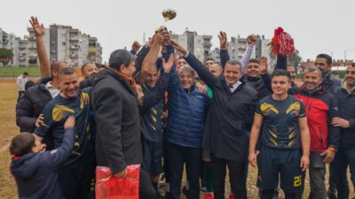 Mersin Büyükşehir Belediyesi ve MESKİ Genel Müdürlüğü çalışanlarından oluşan futbol