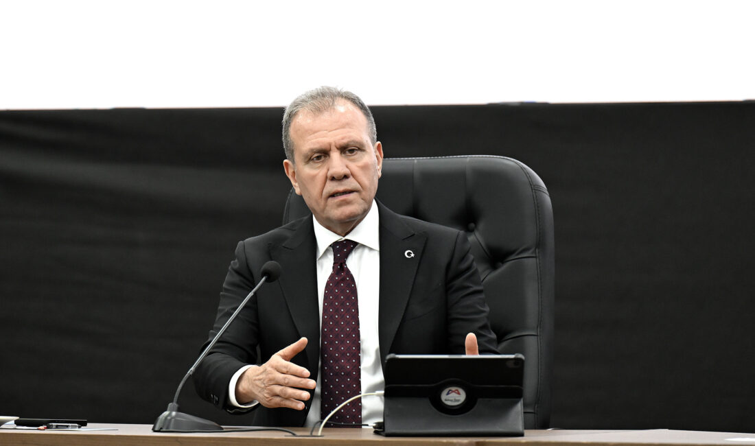 ”Mersin’in değerlerine sadece belediyeler, belediye başkanları sahip çıkamaz!” Mersin Büyükşehir Belediye Meclisi’nin 2026 Yılı Ocak Ayı Olağan Toplantısı