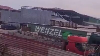 Toroslar’ın  Yalınayak Mahallesi’nde yaşayan, kanser hastası bir kadının feryadı yürekleri