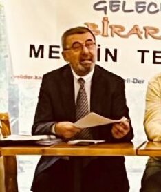 Veli-Der Mersin Temsilcisi Topaloğlu’ndan Seçmeli Ders Tepkisi: “Dayatmaya Karşı Çıkıyoruz” Öğrenci Veli Derneği (Veli-Der) Mersin Temsilcisi İlhan Topaloğlu, 2026–2027 eğitim