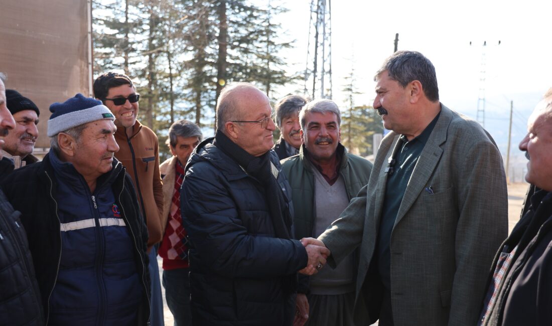 Toroslar Belediye Başkanı Abdurrahman Yıldız, kırsal mahalle ziyaretlerini aralıksız sürdürüyor.