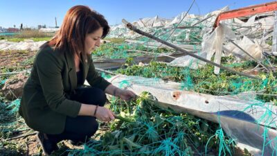 CHP Mersin Milletvekili Gülcan Kış, Mersin’in Akdeniz ilçesine bağlı Kazanlı ve Adanalıoğlu