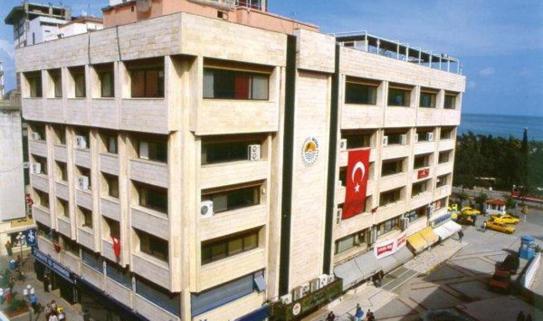 Prof. Dr. Remzi Yağcı, İzmir örneği üzerinden özel sektörün kültür-sanat