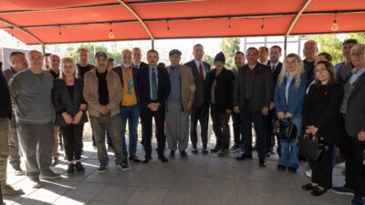 MEZİTLİ’DE GÜÇ BİRLİĞİ, BAŞKAN TUNCER VE ALİ MAHİR BAŞARIR SAHADA Cumhuriyet Halk Partisi Grup Başkanvekili ve Mersin Milletvekili Ali Mahir