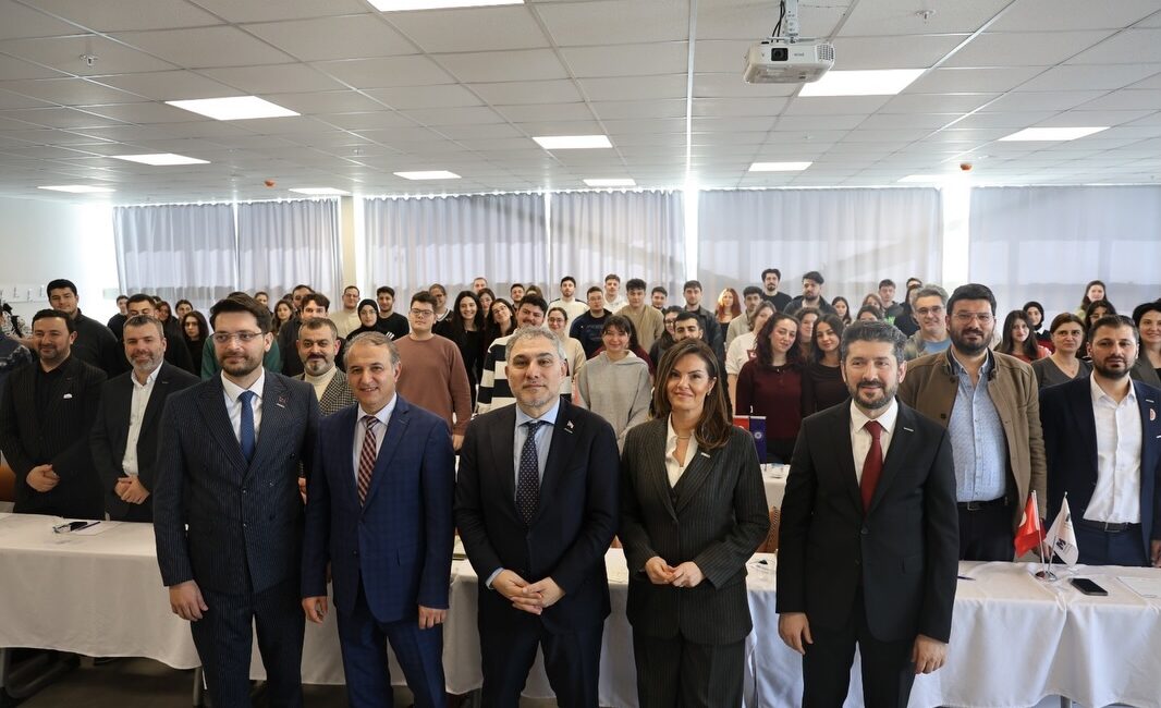 Akyürek Balta: ‘İklim krizi üretim hatlarımıza kadar girmiş bir gerçeklik’ OSBÜK Yönetim Kurulu Üyesi veMersin Tarsus Tarımsal Ürün İşleme İhtisas