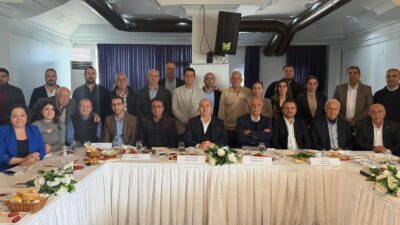 MERSİN İSTİŞARE KULÜBÜ, ÜNİVERSİTE- İŞ DÜNYASI İŞBİRLİĞİ KONUSUNU MASAYA YATIRDI Mersin İstişare Kulübü (MİK), gerçekleştirdiği aylık toplantılarla hem kent hem