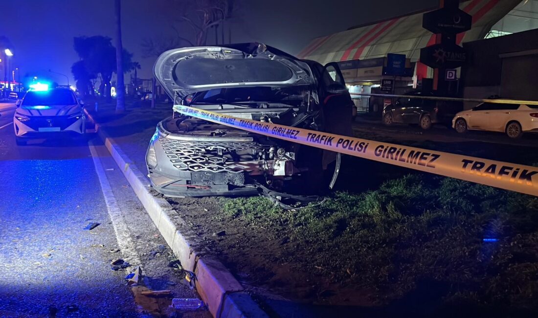 Mersin’de 3 kişinin hayatını kaybettiği, 3 kişinin de yaralandığı trafik