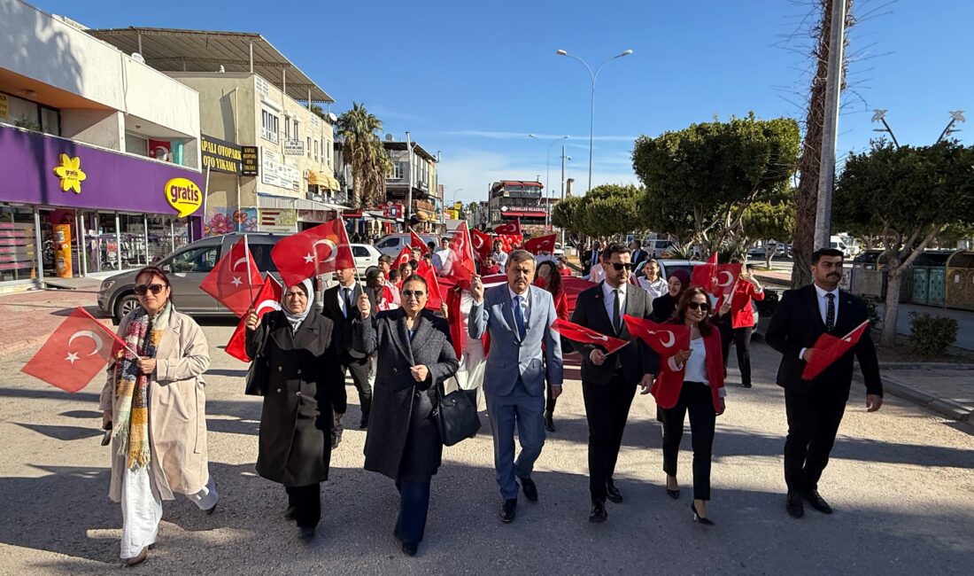 Mersin’in Silifke ilçesinde ‘Bayrak Sevgisi’ temasıyla yürüyüş düzenlendi. Milli Eğitim