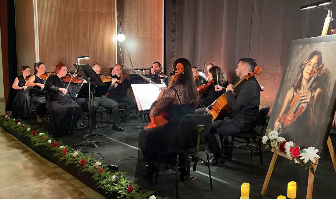 Mersin’de 18 yaşında trafik kazasında hayatını kaybeden keman sanatçısı Laçin