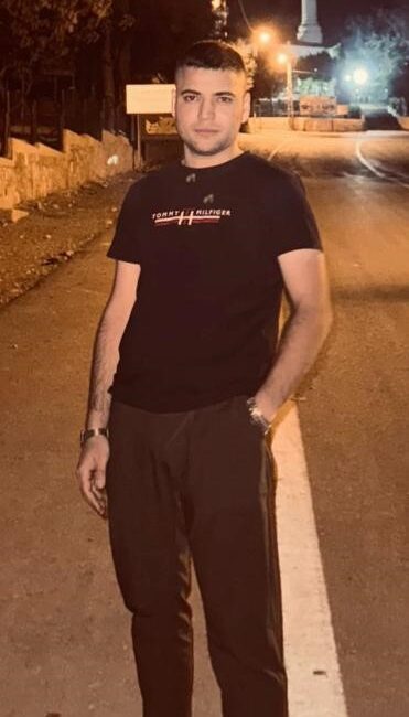 Mersin’in Tarsus ilçesinde meydana gelen motosiklet kazasında yaralanan genç hayatını