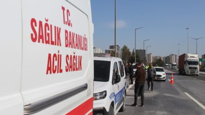 Adana’da bir kişi otoyolda otomobilin içerisinde başından vurularak ölmüş halde