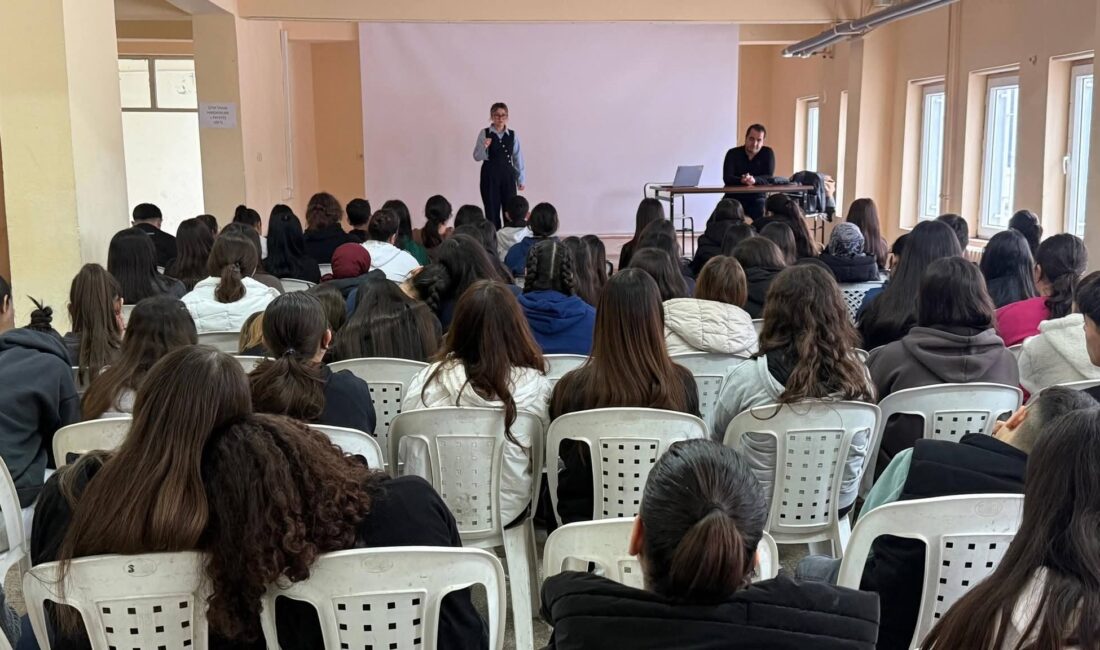 Silifke Vergi Dairesinden eğitime tam destek Silifke Vergi Dairesi tarafından yürütülen ‘Yüz Yüze Vergi Bilinci Geliştirme