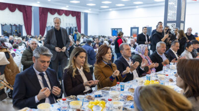 BAŞKAN SEÇER: “AYDINCIK BİRLİK VE BERABERLİĞİN EN ÇOK YANSIDIĞI İLÇEMİZ” Türkiye Belediyeler Birliği (TBB) Başkan Vekili ve Mersin Büyükşehir Belediye