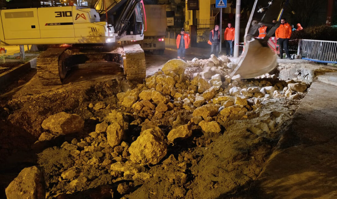 Mersin Büyükşehir Belediyesi, kentte yaşanan yoğun yağış ve sel felaketinin