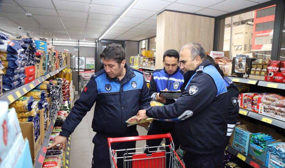 Akdeniz’de Ramazan Öncesi 114 Camide Kapsamlı Temizlik Seferberliği Akdeniz Belediyesi, Ramazan ayının manevi atmosferine hazırlık kapsamında ilçede bulunan