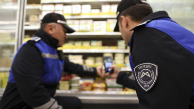 MERSİN BÜYÜKŞEHİR ZABITA EKİPLERİ RAMAZAN ÖNCESİNDE DENETİMLERİNİ ARTIRDI Mersin Büyükşehir Belediyesi Zabıta Dairesi Başkanlığı Zabıta Hizmetleri Şube Müdürlüğü’ne