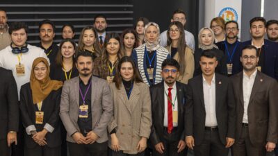 Mezitli’de gençler bu kez izleyen değil, karar alan tarafta yer