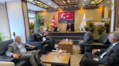 Cumhuriyet Halk Partisi Akdeniz İlçe Başkanı Semih Palamut, İl Başkanı