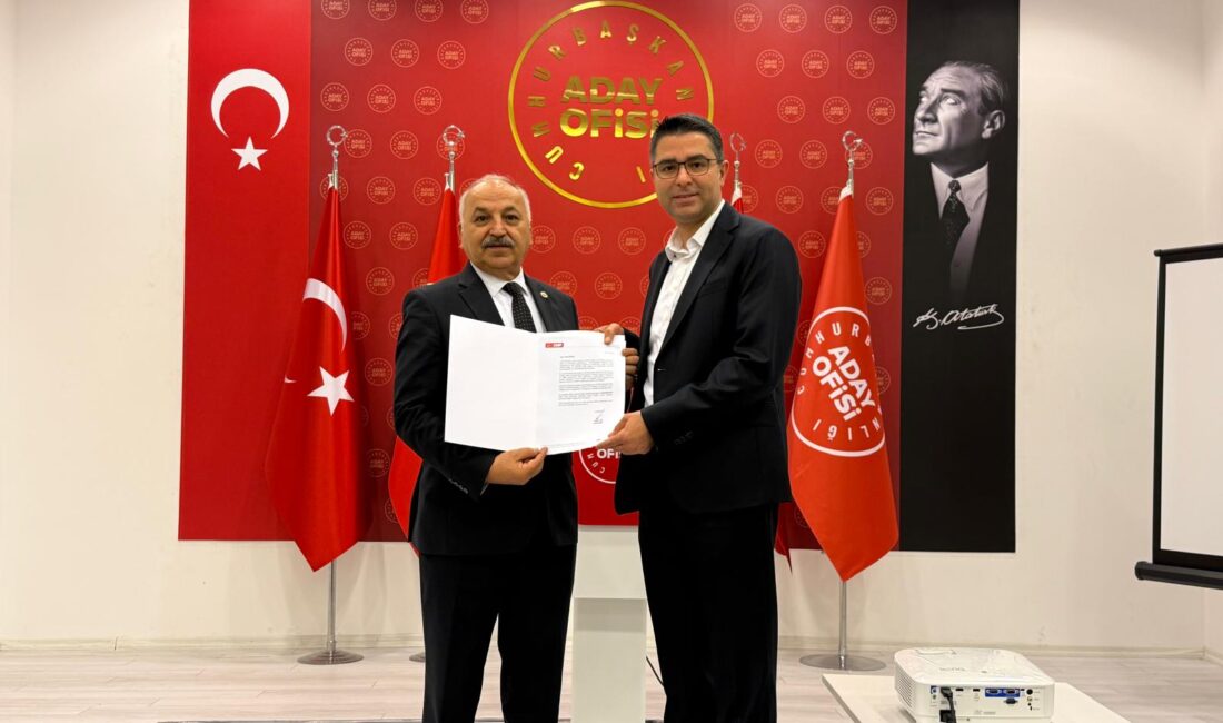 CHP’li Talat Dinçer’e 2 önemli görev Cumhuriyet Halk Partisi Mersin Milletvekili Talat Dinçer’e, hem parti yönetimi