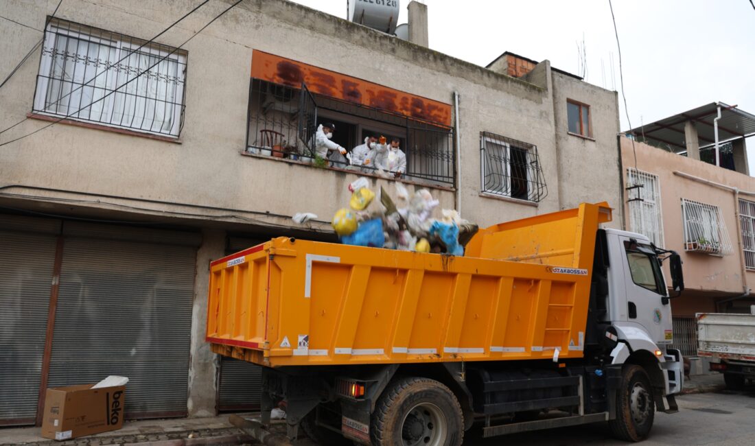 115 Bin Lira ve Ruhsatsız Silah Bulundu