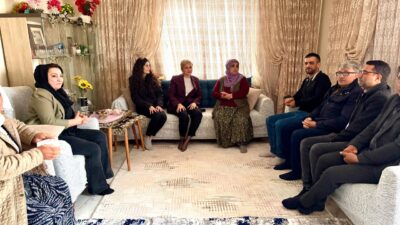 DEM Parti Mersin Milletvekili Perihan Koca Ramazan Bayramı’nın birinci gününde