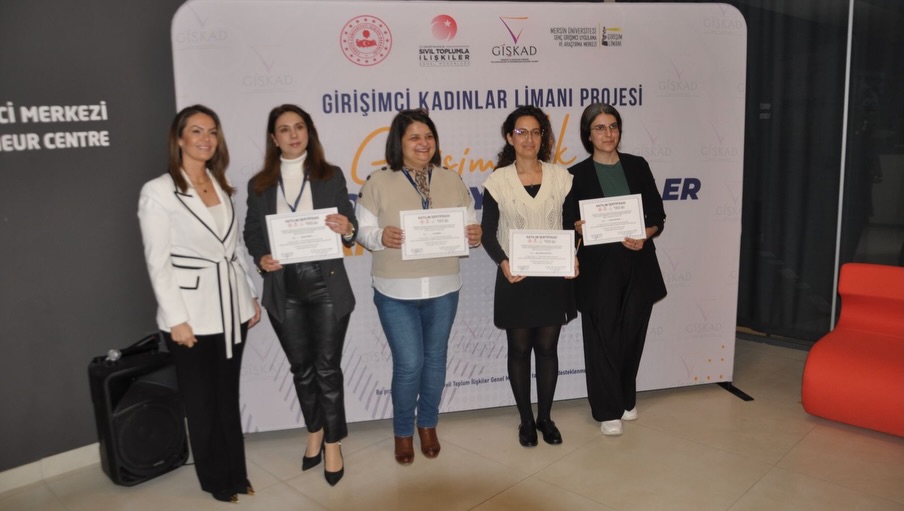 GÜL AKYÜREK BALTA: ‘ÜNİVERSİTE-SANAYİ İŞ BİRLİĞİ ÖNEMLİ’ Tüiosb Gıda İhtisas ve Karma Organize Sanayi Bölgesi -TÜİOSB- Yönetim