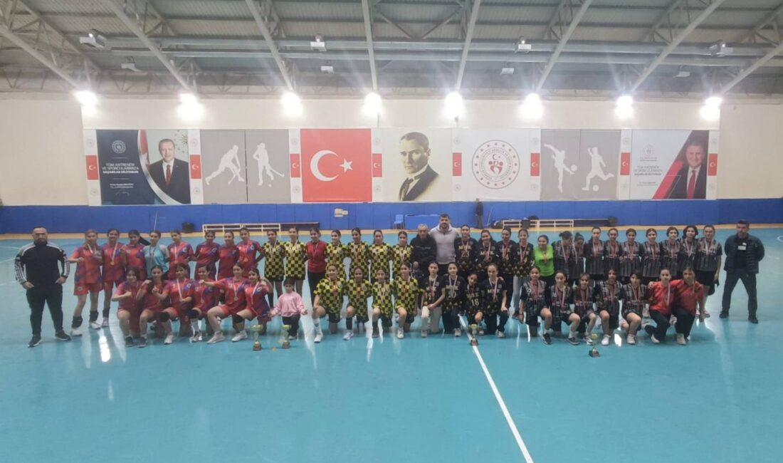 17 Mart Atatürk’ün Mersin’e gelişinin yıl dönümü etkinlikleri kapsamında düzenlenen