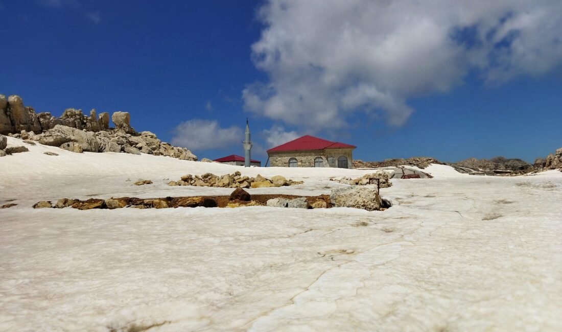Mersin’in Anamur, Antalya’nın Gazipaşa ve Karaman’ın Ermenek ilçelerinin kesişim noktasında