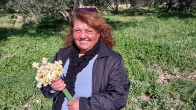 Mersin’in Mut ilçesinde doğada kendiliğinden yetişmesinin yanı sıra son yıllarda