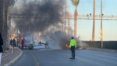 Mersin’in Erdemli ilçesinde sobadan çıkan yangında müstakil ev küle döndü.