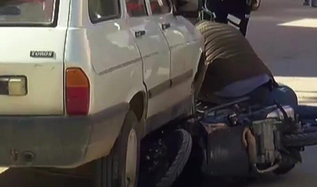 Mersin’in Mut ilçesinde otomobil ile motosikletin çarpışması sonucu meydana gelen