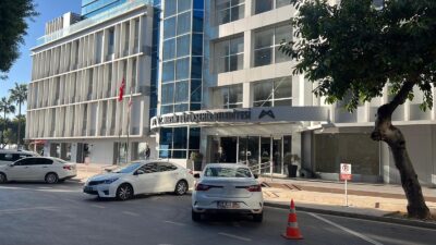 Mersin‘de, Büyükşehir Belediyesi Özel Kalem Müdürü Doğukan Uyan’ın da gözaltına