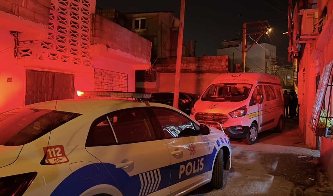 Mersin’deki silahlı kavgada ölü sayısı 2’ye yükseldi Mersin’de sokak arasında çıkan silahlı kavgada hayatını kaybedenlerin sayısı 2’ye