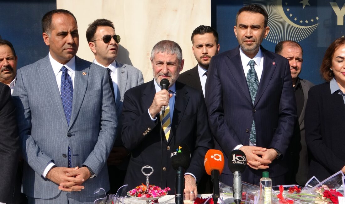 Önceki Dönem Hazine ve Maliye Bakanı, Mersin Milletvekili Nureddin Nebati, AK Parti Mersin İl